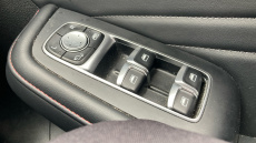 MG HS 1.5 T-GDI Trophy 5dr DCT Petrol Hatchback
